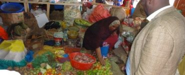 Somali women selling vegetables