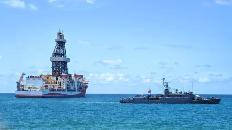 Drill ship Turkiye