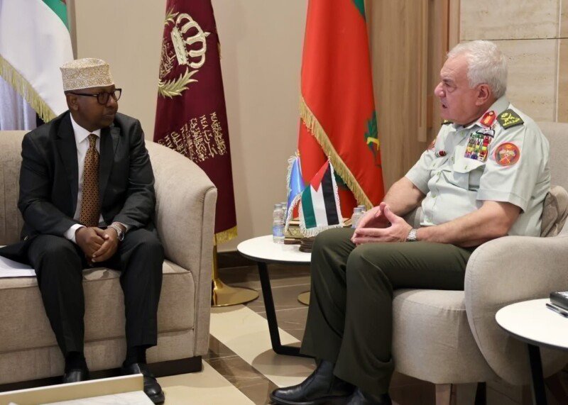 Minister of Defence Fiqi and Jordan