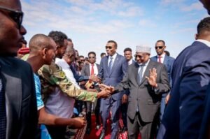 PM Hamza welcomed in Baidoa