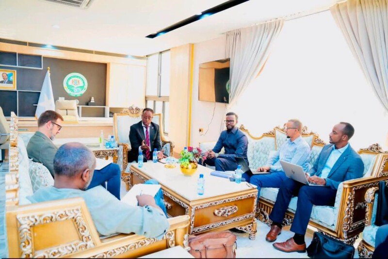 RI and Minister Maareeye